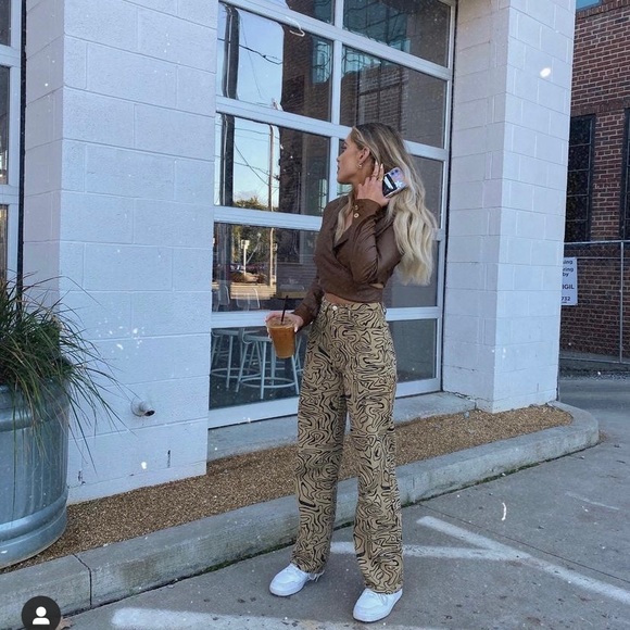 Pants - Unique print Jean pants